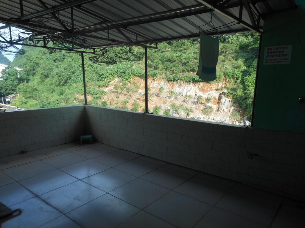 Yangshuo Travellers Land Youth Hostel Экстерьер фото