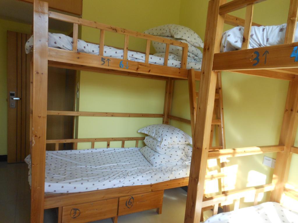Yangshuo Travellers Land Youth Hostel Экстерьер фото