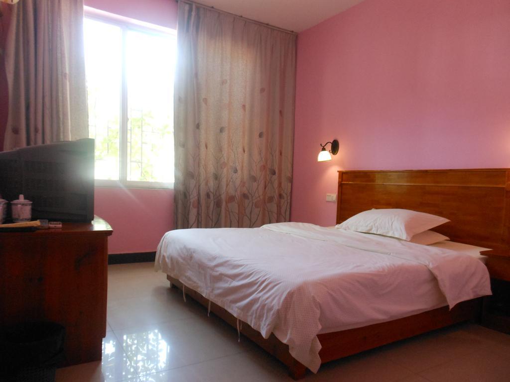 Yangshuo Travellers Land Youth Hostel Экстерьер фото