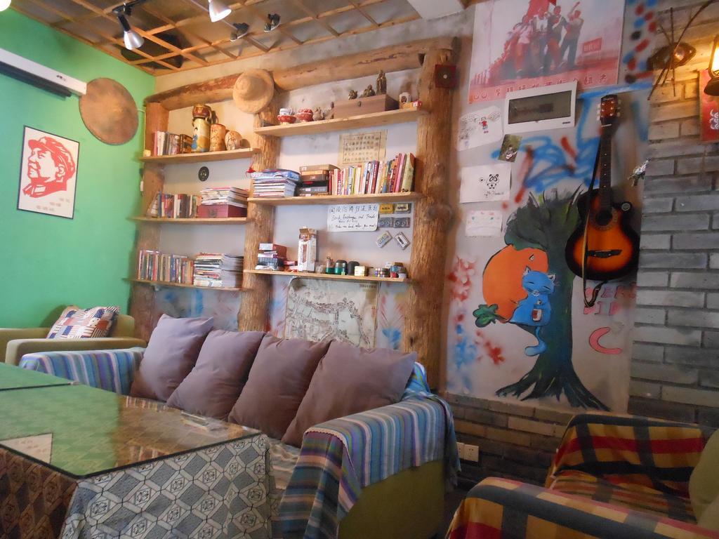 Yangshuo Travellers Land Youth Hostel Экстерьер фото