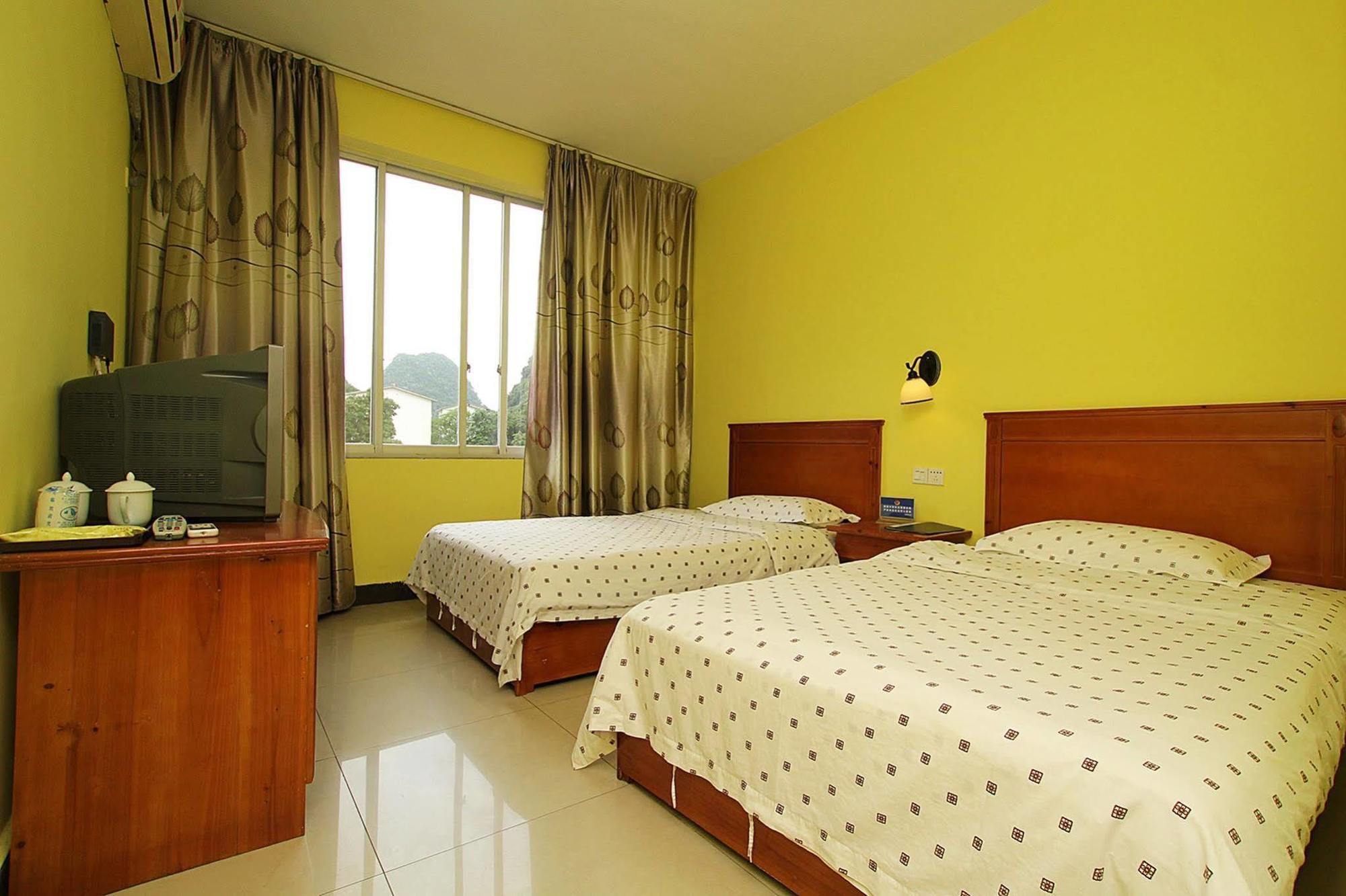 Yangshuo Travellers Land Youth Hostel Экстерьер фото
