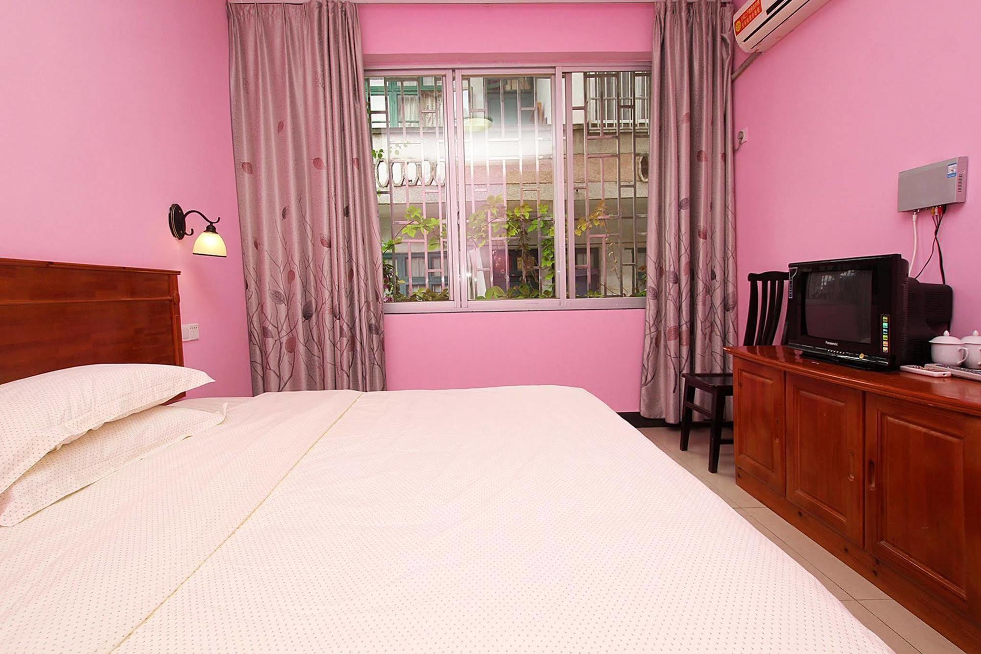 Yangshuo Travellers Land Youth Hostel Экстерьер фото