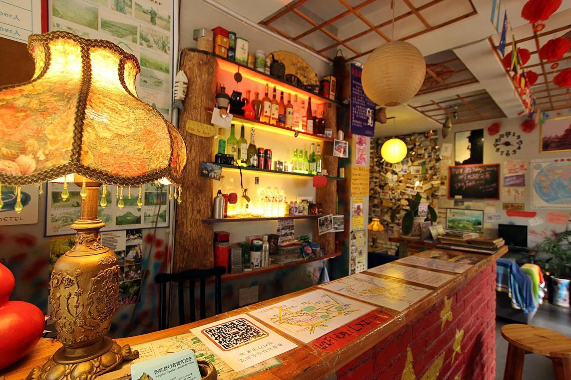 Yangshuo Travellers Land Youth Hostel Экстерьер фото